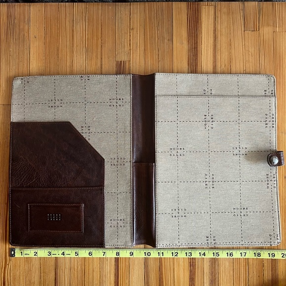 Elliott Large Writing Portfolio in Titan Milled Brown by Moore & Giles - Picture 4 of 4